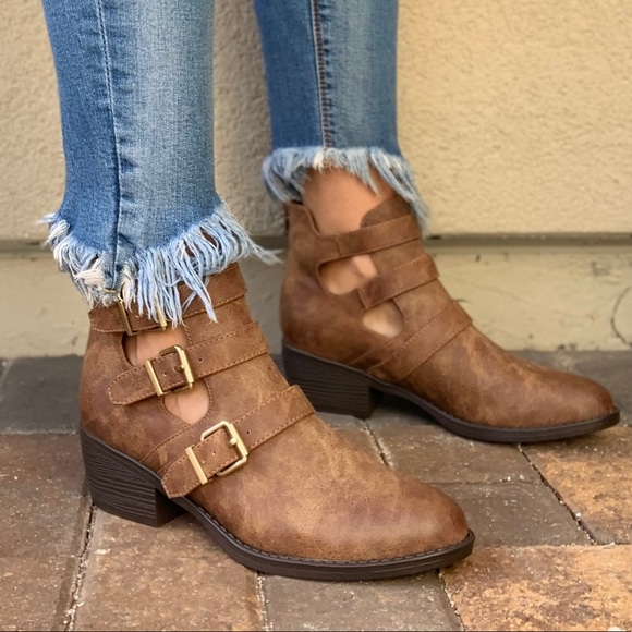 NIB Cognac Vegan Leather Buckle Ankle Booties - Picture 6 of 8